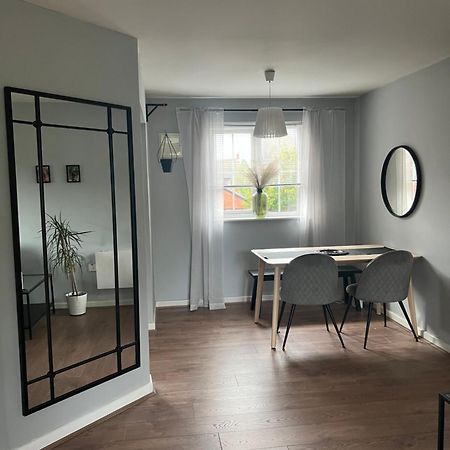 Warrington Apartment Great Sankey 外观 照片